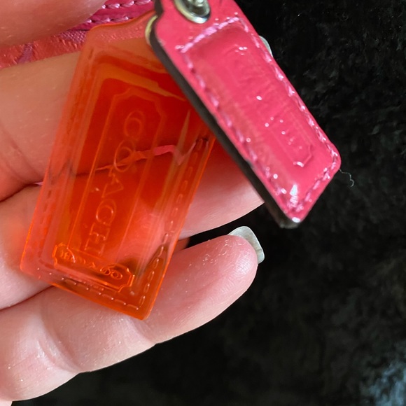 Coach Poppy Signature Crossbody With Matching Wristlet~SPRING SPECIAL - Picture 5 of 11